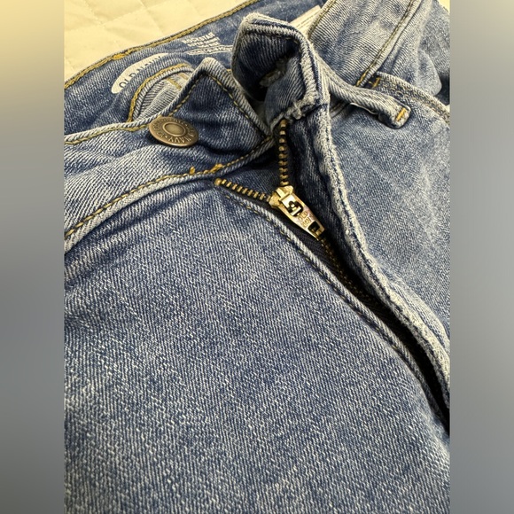 Flattering Old Navy Rockstar Super Skinny Jeans – comfy stretch, perfect fit! - Picture 5 of 5